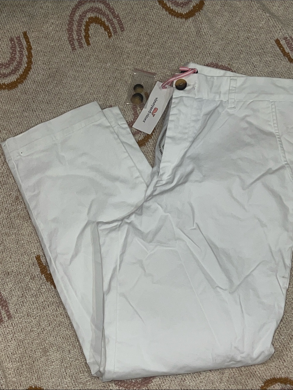 Vineyard Vines White women’s Chinos size 10 NWT